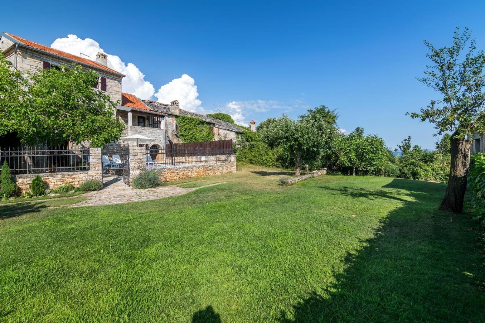 Rustic Villa Marija With Panoramic View In Zrenj Exterior photo